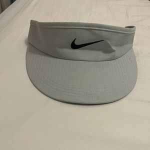 Nike visor